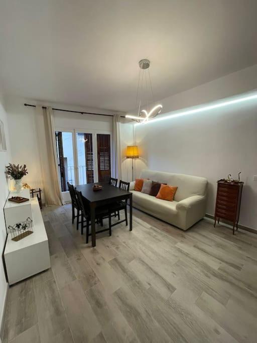 Habitacion Montgros En Casa Cami De Les Aiguees Monistrol De Montserrat Eksteriør billede